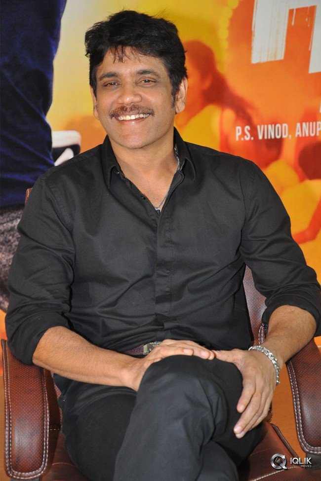 Hello-Movie-Press-Meet